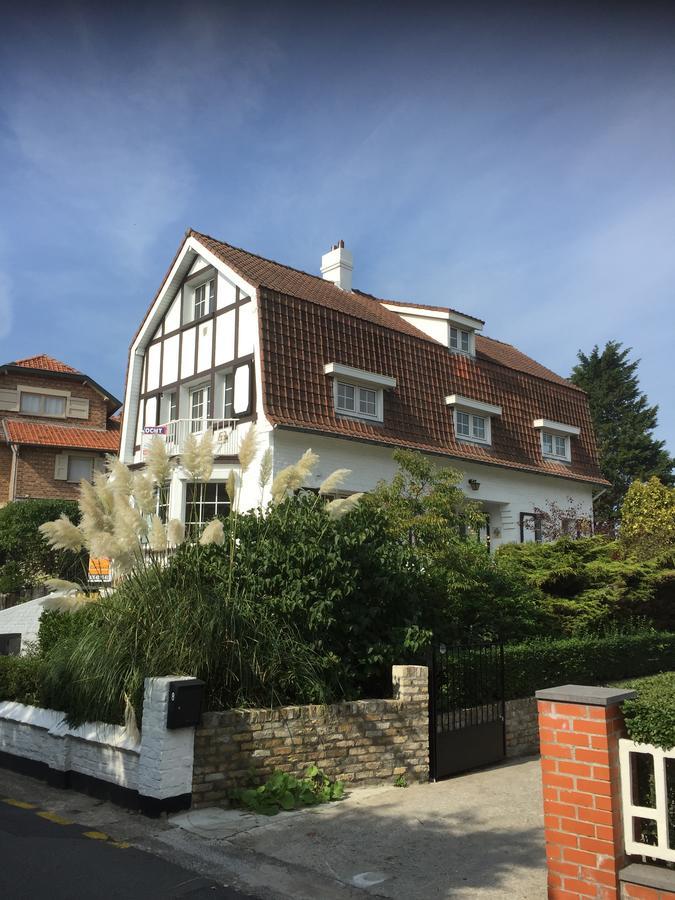Fernley De Panne